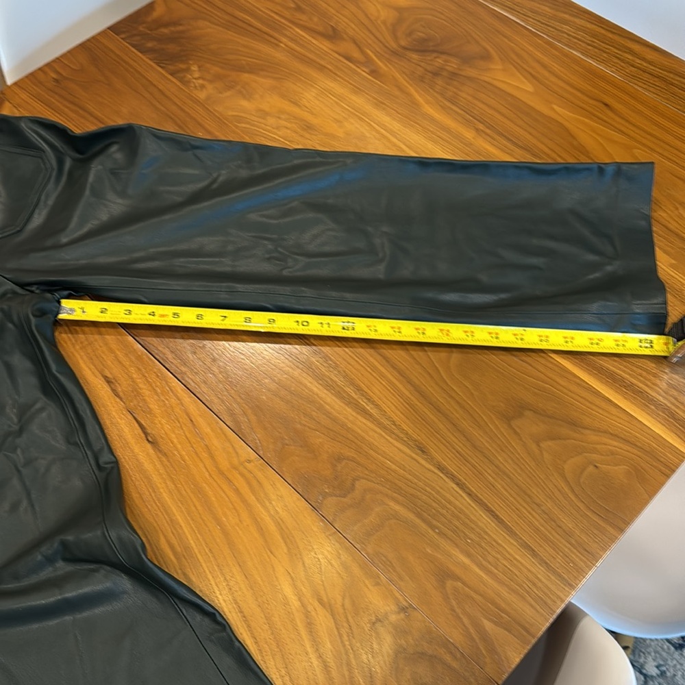 Veronica Beard emerald green faux leather pants - Picture 15 of 15